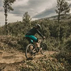 Goodyear Newton Enduro Tubeless Rear MTB Tyre Black 2.4" 29 12 Goodyear Newton Enduro Tubeless Rear MTB Tyre Black 2.4" 29 -Hjuldele Butik Goodyear Newton Enduro Tubeless Rear MTB Tyre Tyres Black GR 014 61 584 V004 R 1