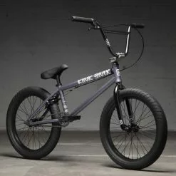Kink Launch BMX Bike (2022) 47 Kink Launch BMX Bike (2022) -Hjuldele Butik bikes 22 launch k420gry22 3q 180
